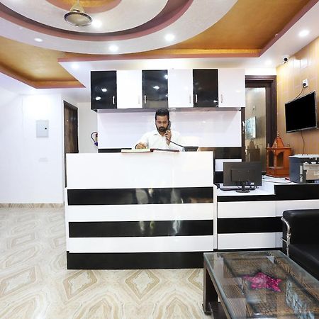 Hotel Oyo Flagship 42619 Diamond Key Delhi  Exterior foto
